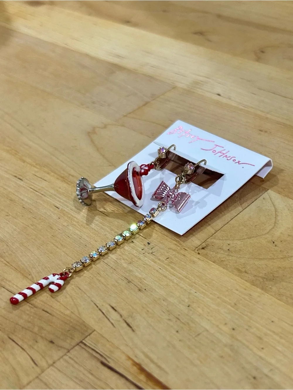 Betsey Johnson Peppermint Martini Christmas Mismatched Dangle Drop Earrings